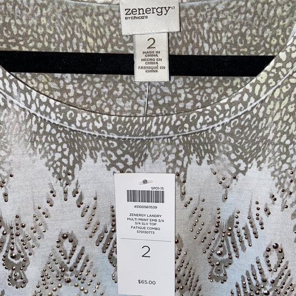 👚Chico’s Zenergy Embellished 3/4 Sleeve Top - Picture 4 of 7